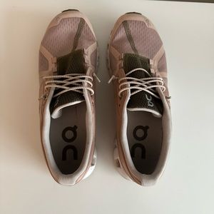 ON Running Women’s Shoes